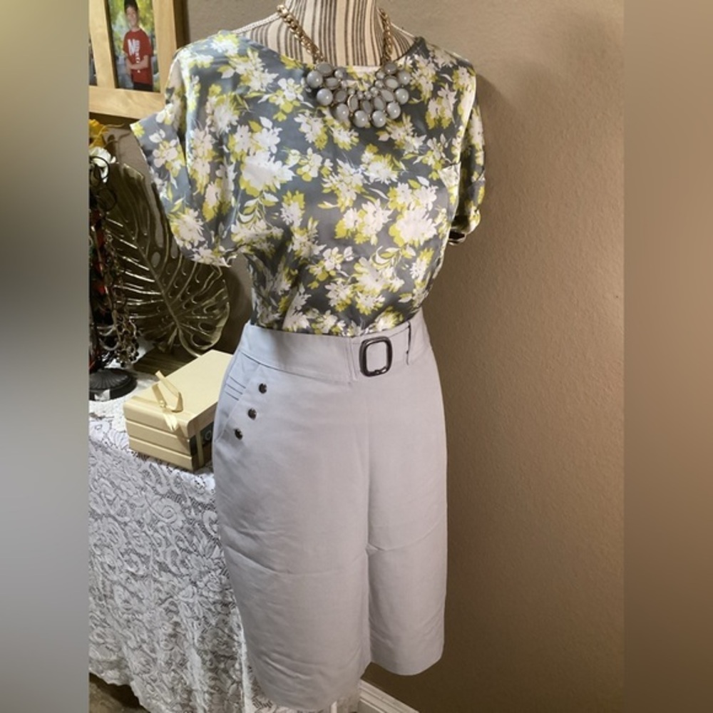 LARRY LEVINE Gray MIDI Skirt